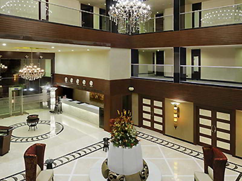Royalton Hyderabad Abids Hotel Buitenkant foto
